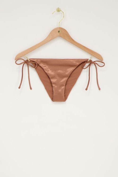 Bronzefarbene Bikinihose mit Satinschleifen