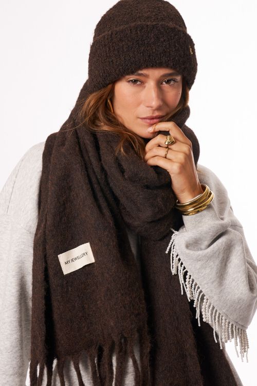 Braune gestrickte Mütze