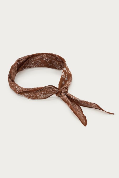 Brown scarf with bandana print | My Jewellery
