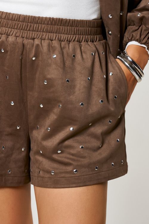Brown shorts in suede look with studs | My Jewellery