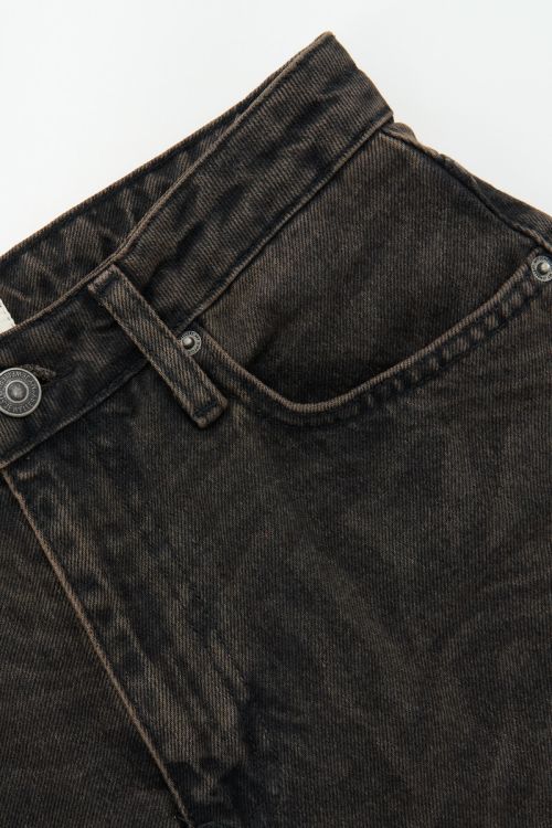 Brown wide leg jeans with tiger print | My Jewellery