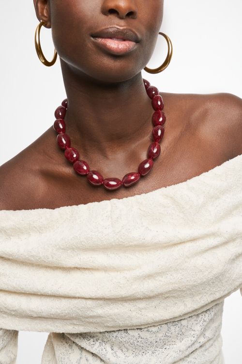 Burgundy chunky beaded necklace