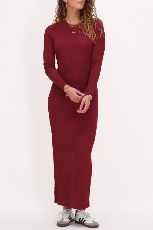 Burgundy maxi dress with structure & split | My Jewellery