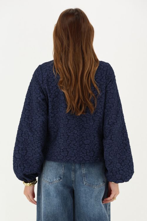 Dark blue jacquard top with button closure | My Jewellery