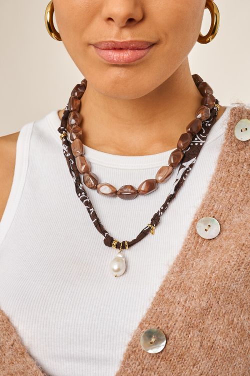 Donkerbruine statement ketting met ovalen kralen