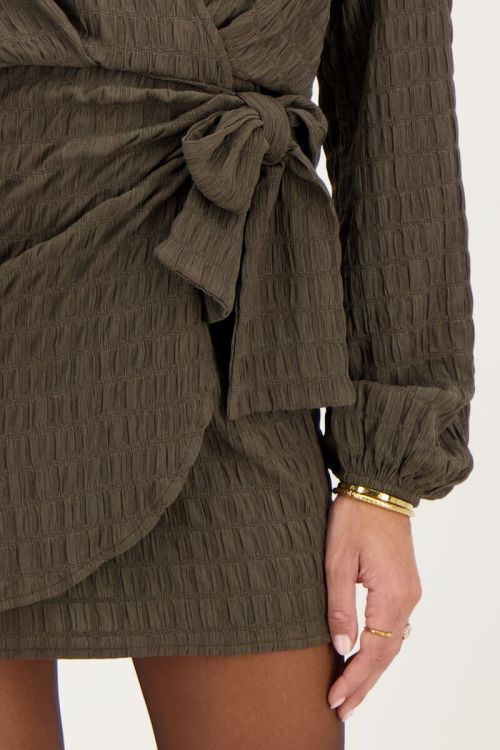 Dark green dress with overlap and structure | My Jewellery