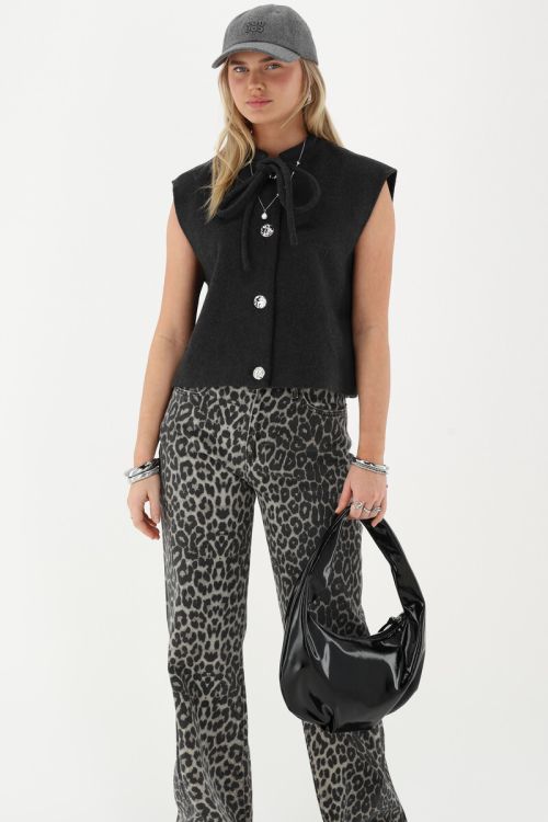 Dark grey wool  with buttons | My Jewellery