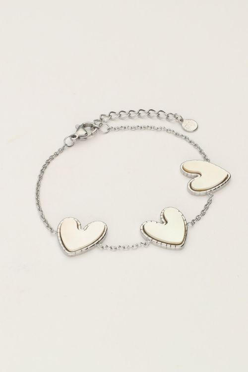 Fine bracelet with mother of pearl hearts | My Jewellery