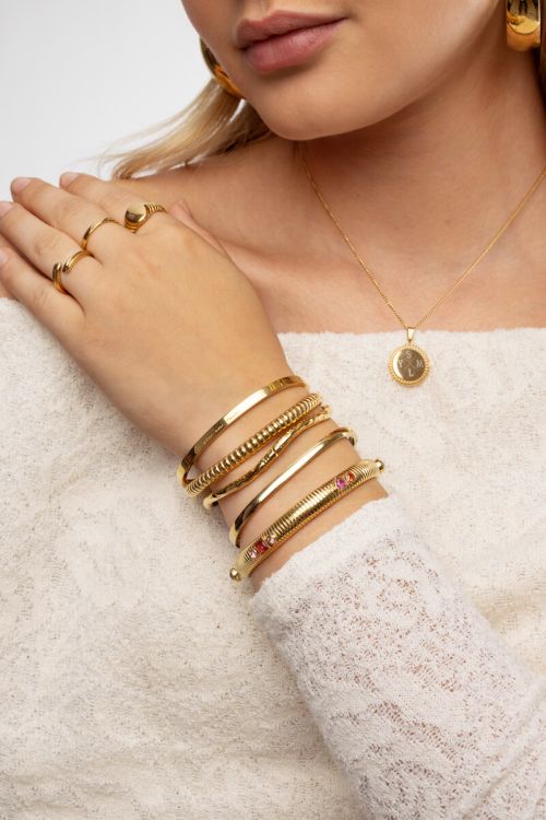 Bangle with pink rhinestones | My Jewellery
