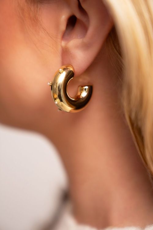 Open hoop earrings with flower and pearl | My Jewellery