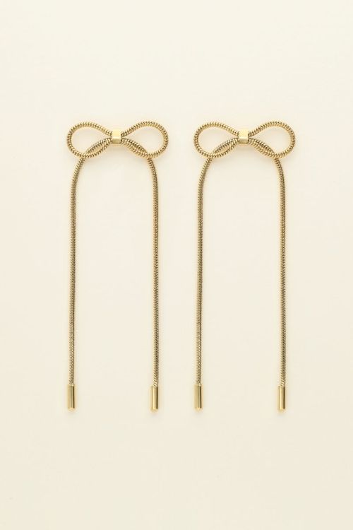 Oorhangers met koordjes en strik