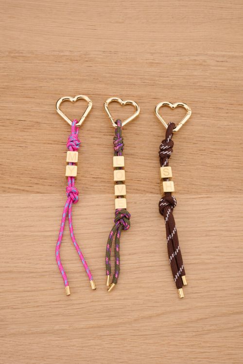 Charm de sac avec cordon marron
