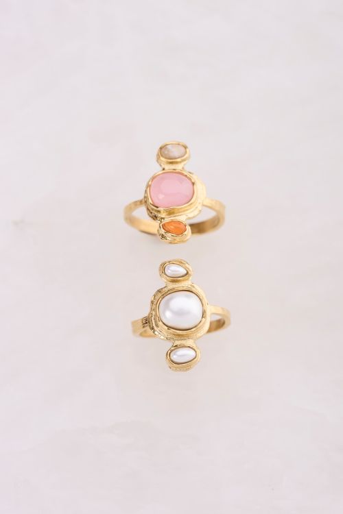 Ring with vertical faux pearls | My Jewellery