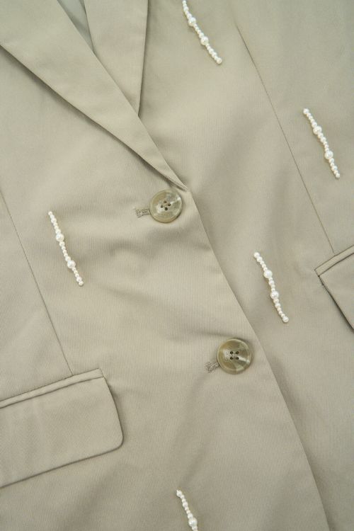 Green blazer with faux pearls | My Jewellery