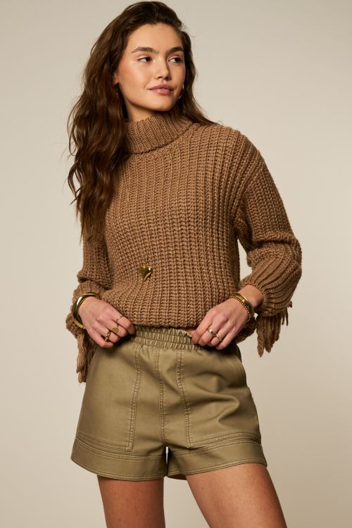 Green leather-look shorts | My Jewellery