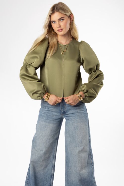 Green top with puff sleeves in satin look | My Jewellery