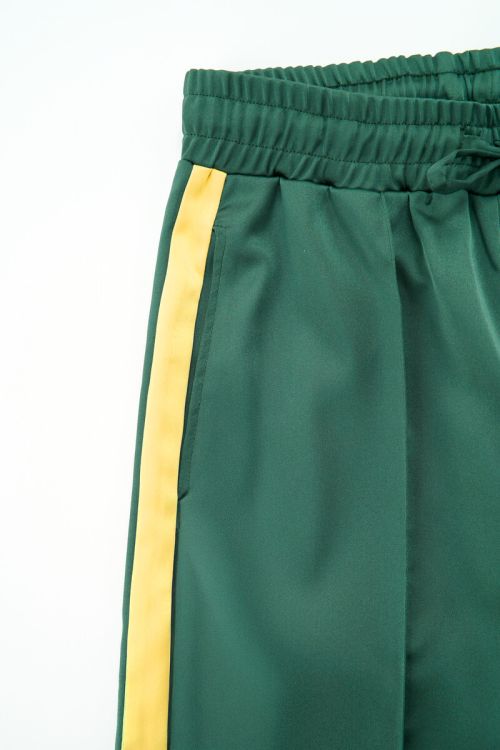 Green trousers in satin look with pintuck | My Jewellery