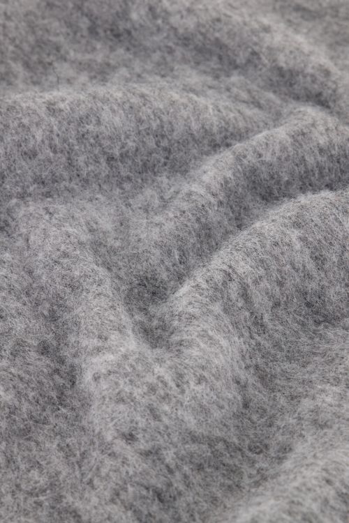 Grey scarf with twisted fringes | My Jewellery