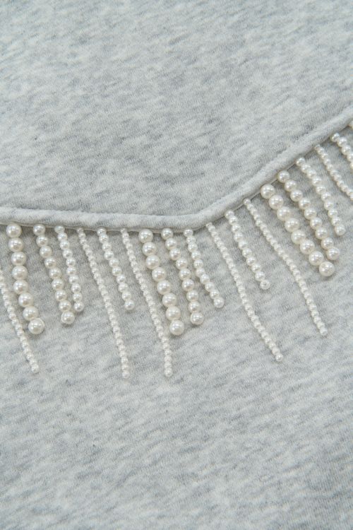 Grey sweater with imitation pearls | My Jewellery