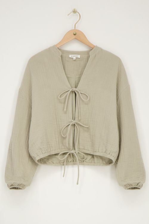 Hydrophilic green blouse with bows | My Jewellery