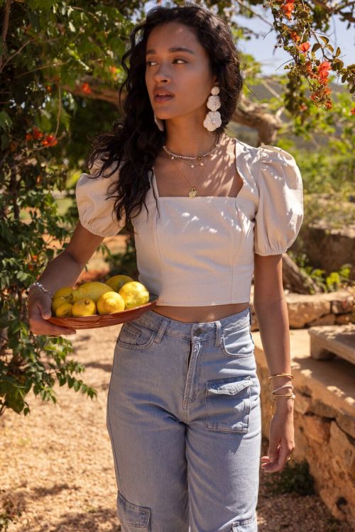 Beige linen look top with puff sleeves  | My Jewellery