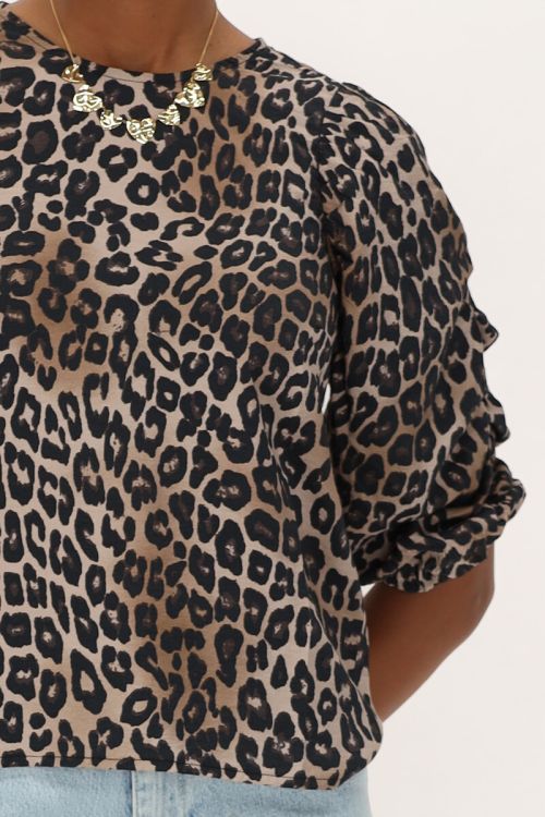 Leopard print top with puff sleeves | My Jewellery