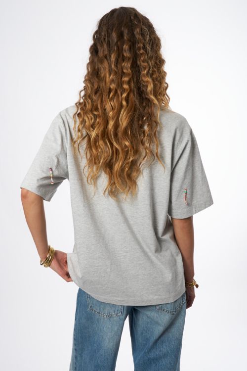 Light grey T-shirt with coloured beaded fringes | My Jewellery