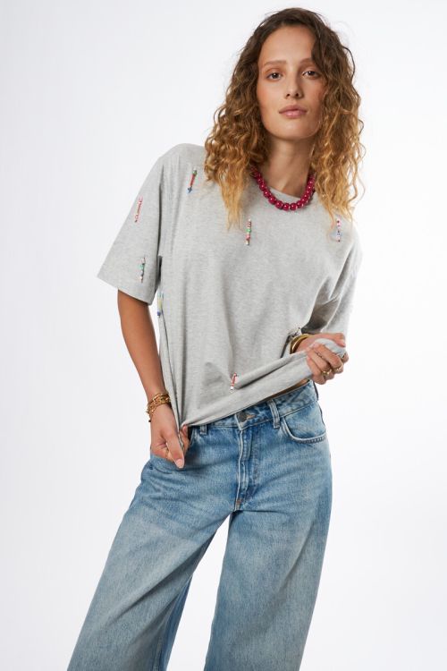 Light grey T-shirt with coloured beaded fringes | My Jewellery