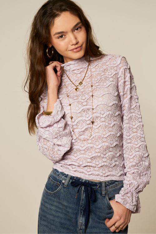 Lilac lace top with trumpet sleeves | My jewellery