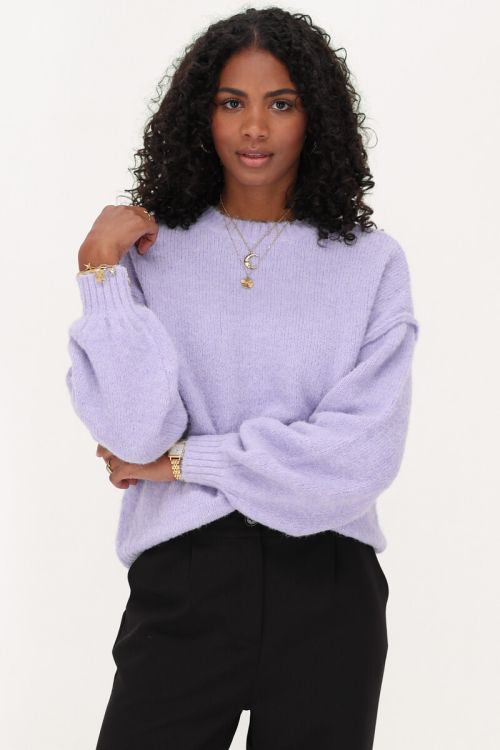 Lilac oversized sweater with balloon sleeves