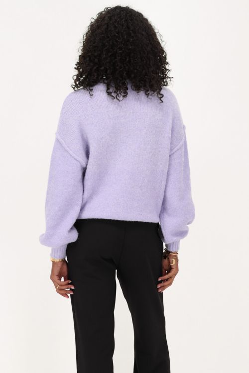 Lilac oversized sweater with balloon sleeves