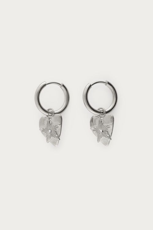 Midnight hoop earrings with little hearts star