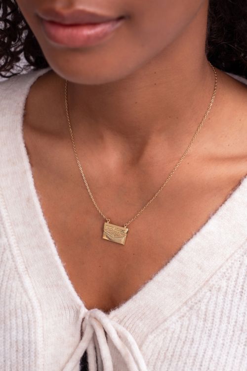 Minimalist necklace with envelope | My Jewellery
