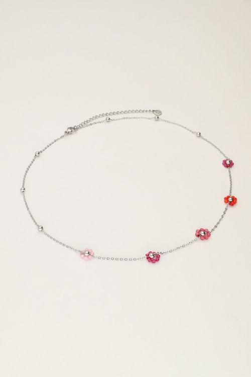 Minimalist necklace with pink flowers | My Jewellery
