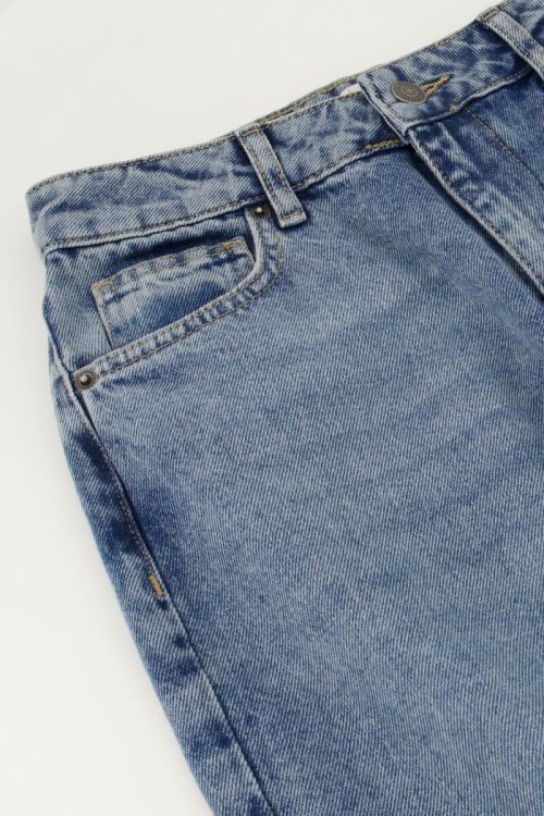 Classic blue wide leg jeans | My Jewellery