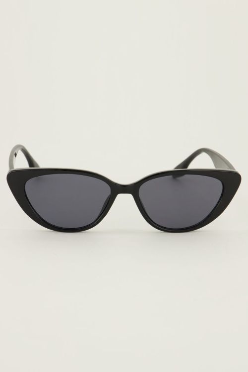 Schwarze Cat-Eye-Sonnenbrille im Retro-Look