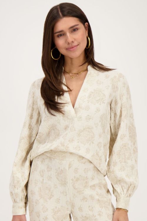 Beige blouse with jacquard flower print | My Jewellery