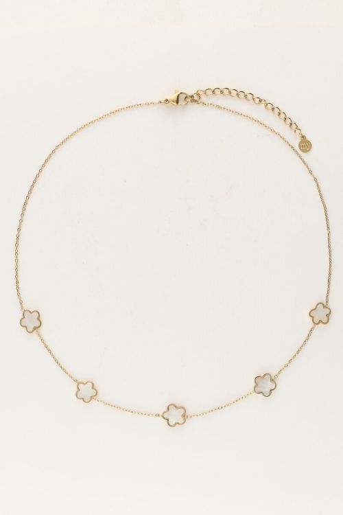Minimalist necklace with mother of pearl flowers | My Jewellery