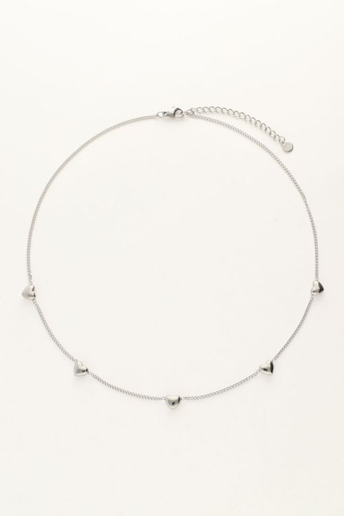 Ketting met vijf hartjes