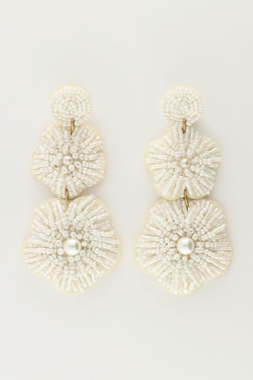 Island earrings with white flowers and beads | My Jewellery