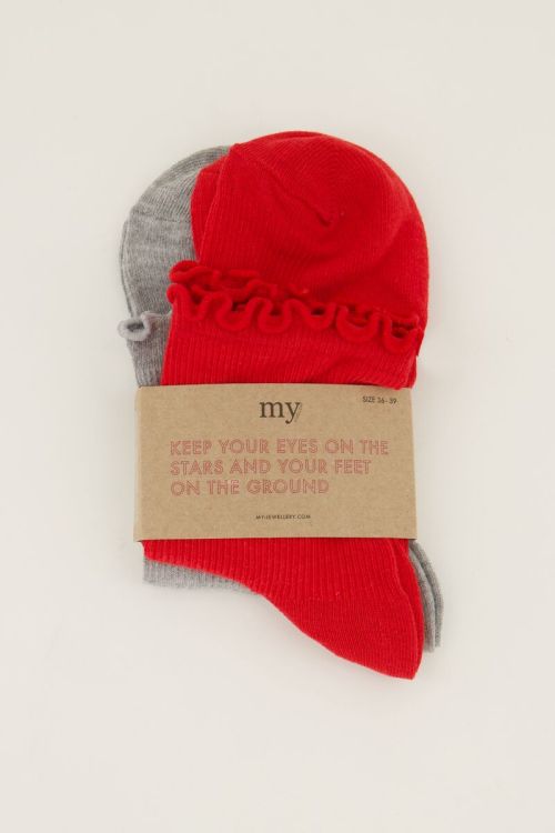 Red and gray socks set with ruffle | My Jewellery
