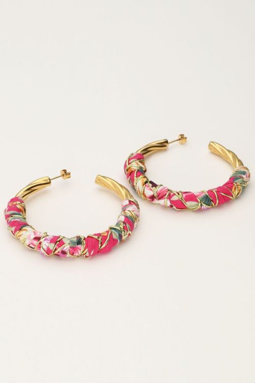 Art hoop earrings with pink braided look | My Jewellery