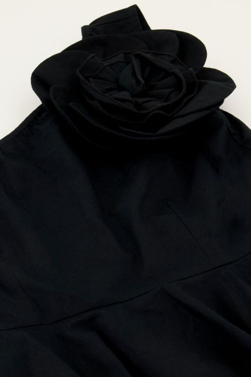 Black one-shoulder top with large flower | My Jewellery