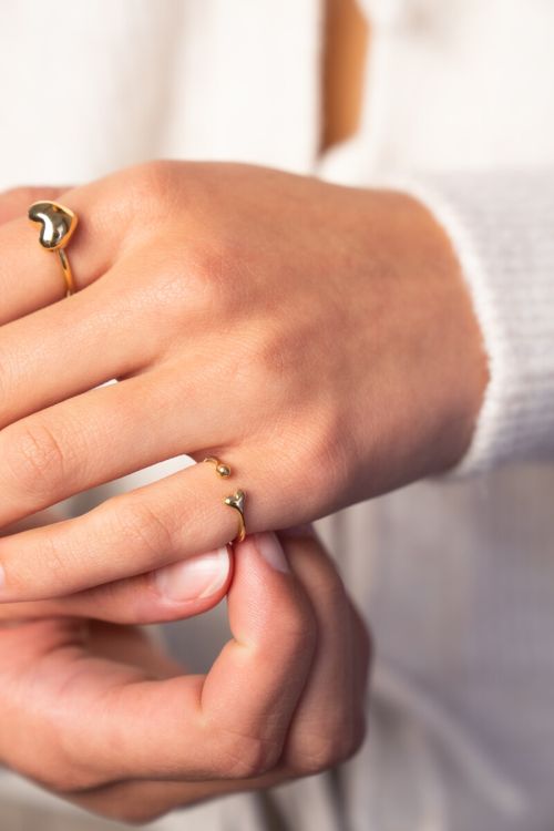 Minimalistische ring met hartje