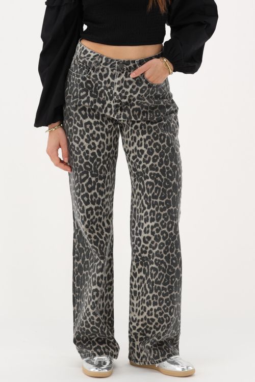 Panterprint wide leg jeans