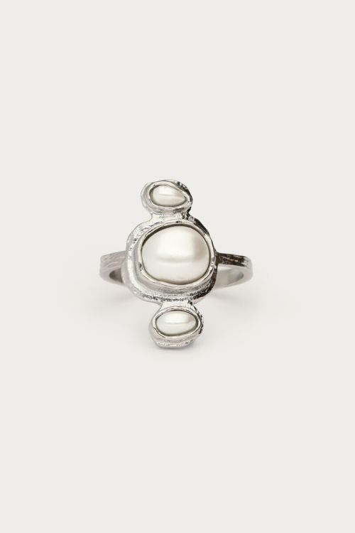 Ring with vertical faux pearls | My Jewellery