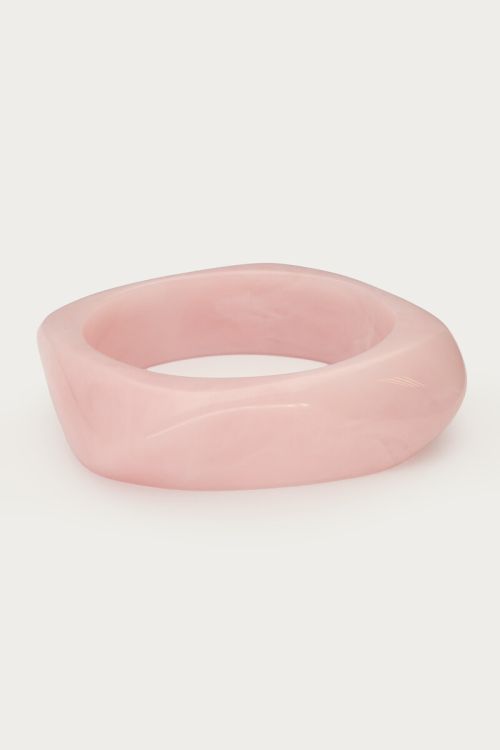 Bracelet en résine rose pâle