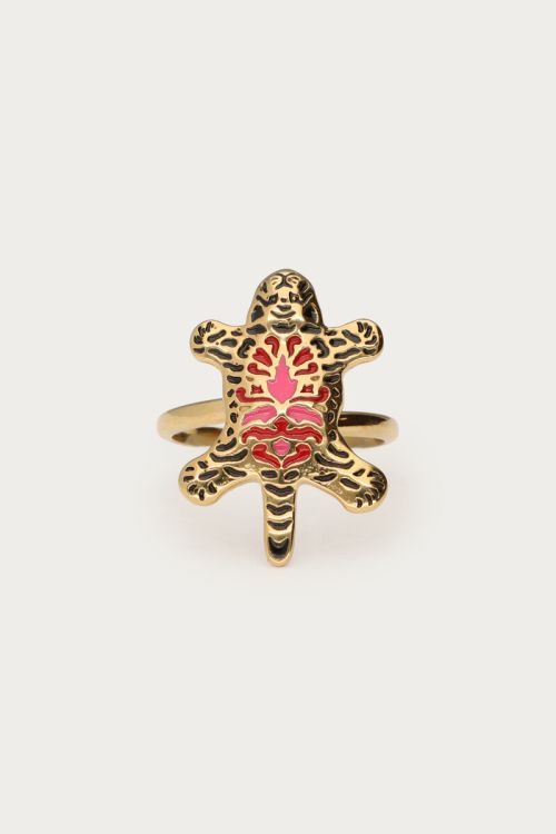 Mystic ring with leopard