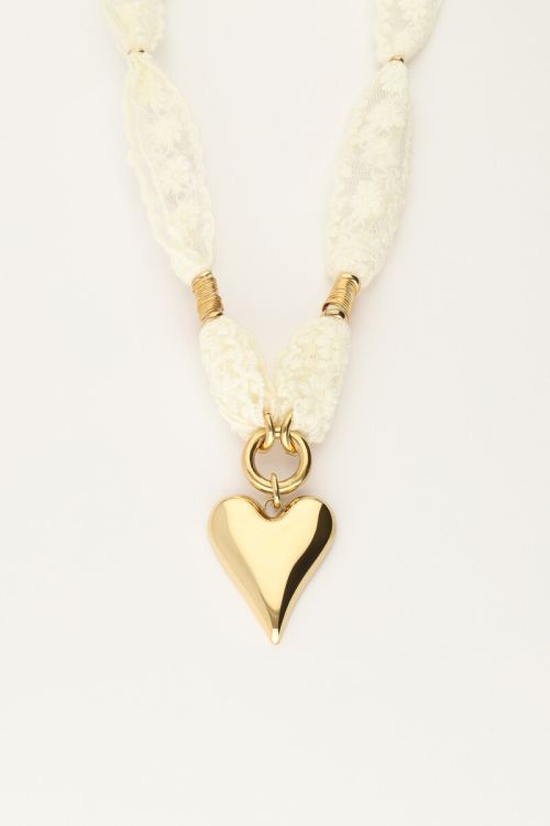 Necklace with lace and heart | My Jewellery