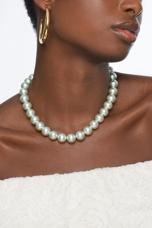 Ketting met licht groene glas parels
